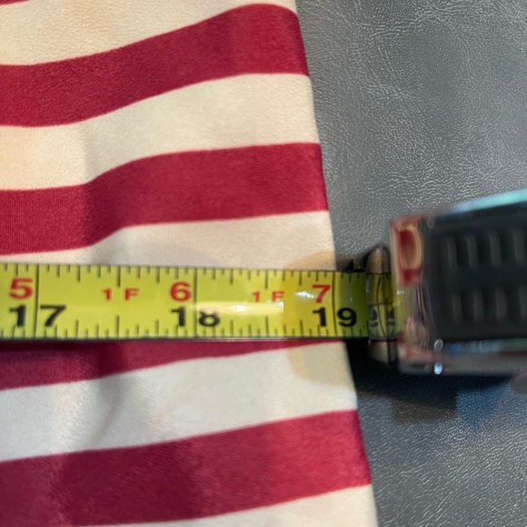 Cute striped dress perfect for summer brand is LOFT size 4 red and white. - Picture 6 of 6